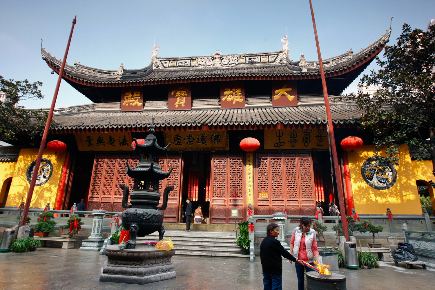  Temple  du Bouddha  de Jade Ouest de Shanghai en Chine 